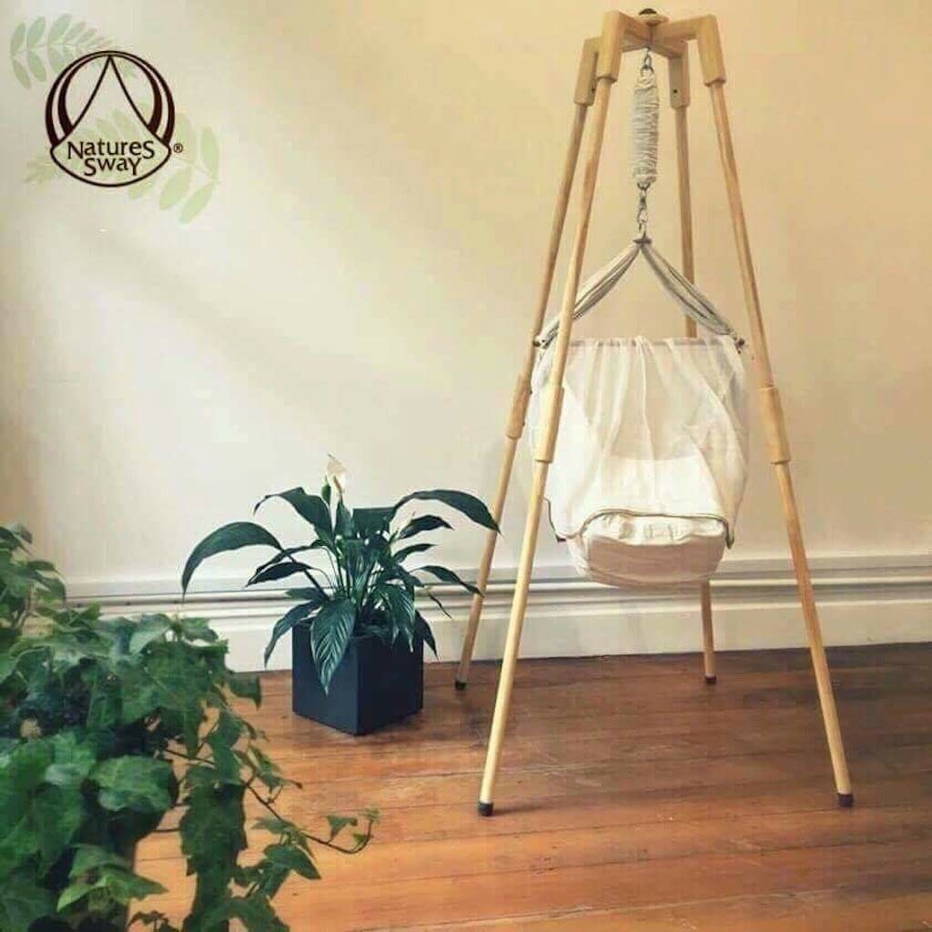 natures-sway-hammock-n-wooden-stand-lg-web