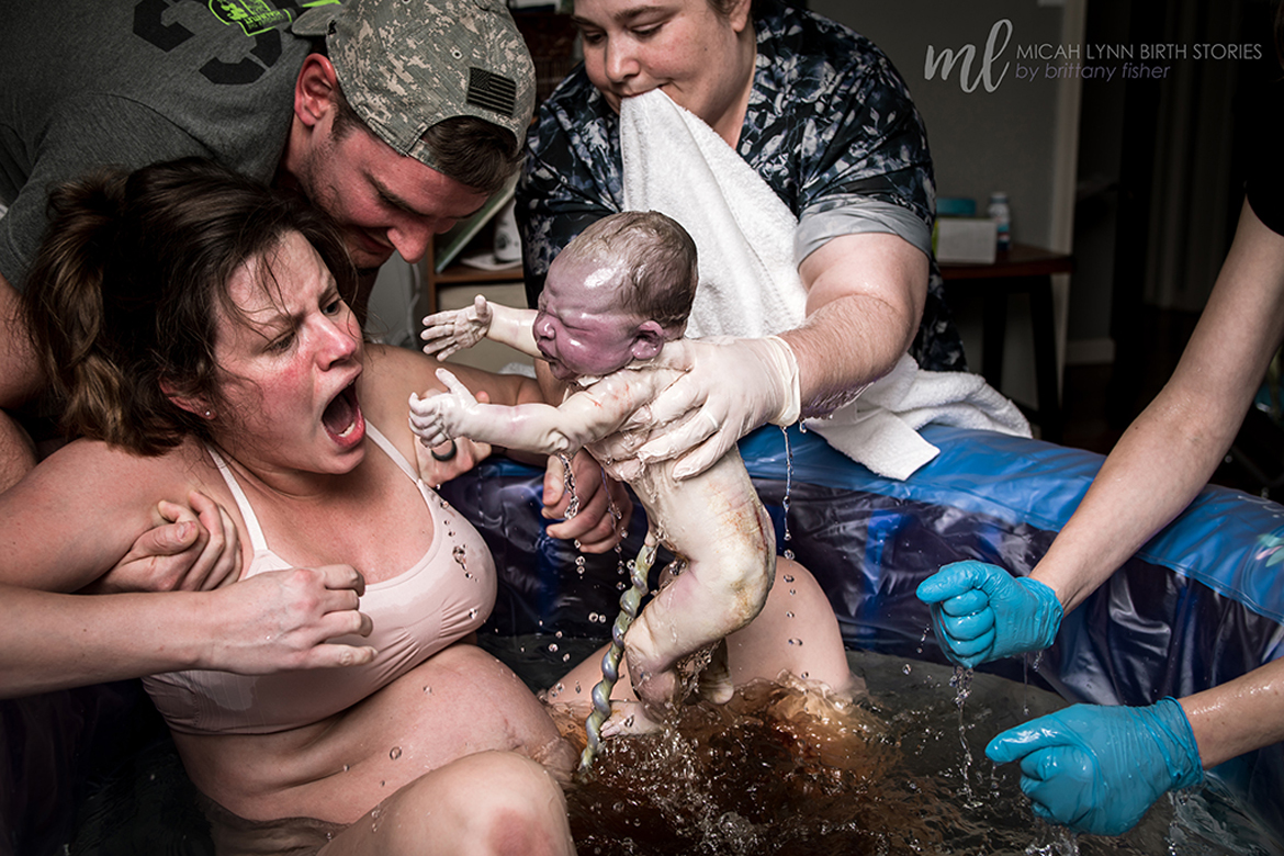 Natural Childbirth: Mother Holding Newborn Baby By Mark Clarke/science  Photo Library, Giving Birth Photography