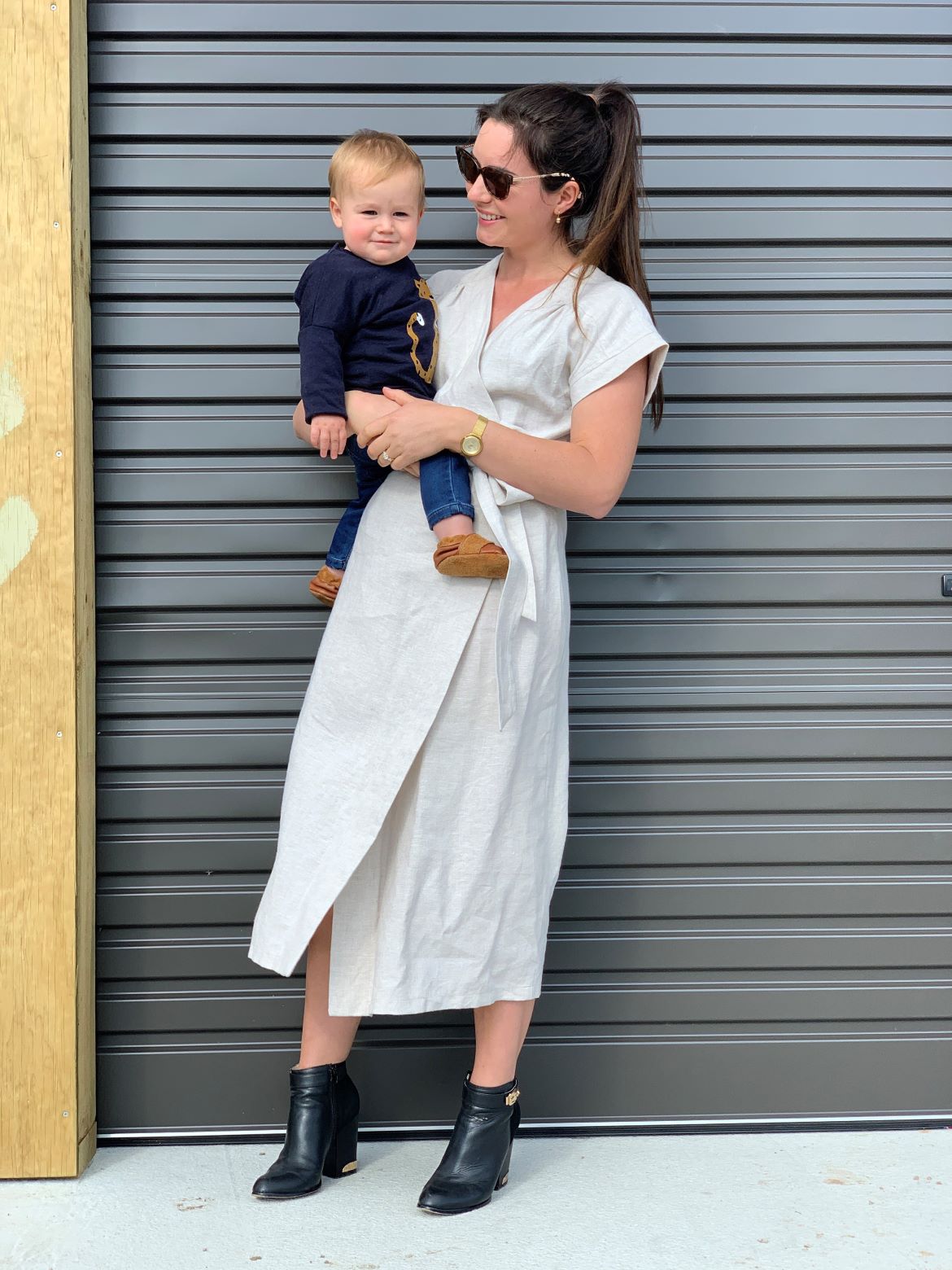 Stylish & organic nursing clothes for your breastfeeding