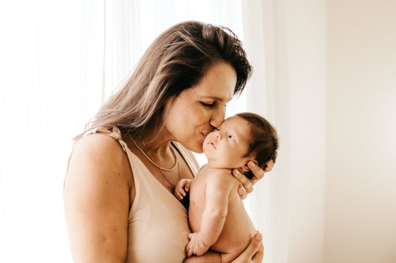 How to Be a Single Mom With a Newborn: Essential Tips for Success