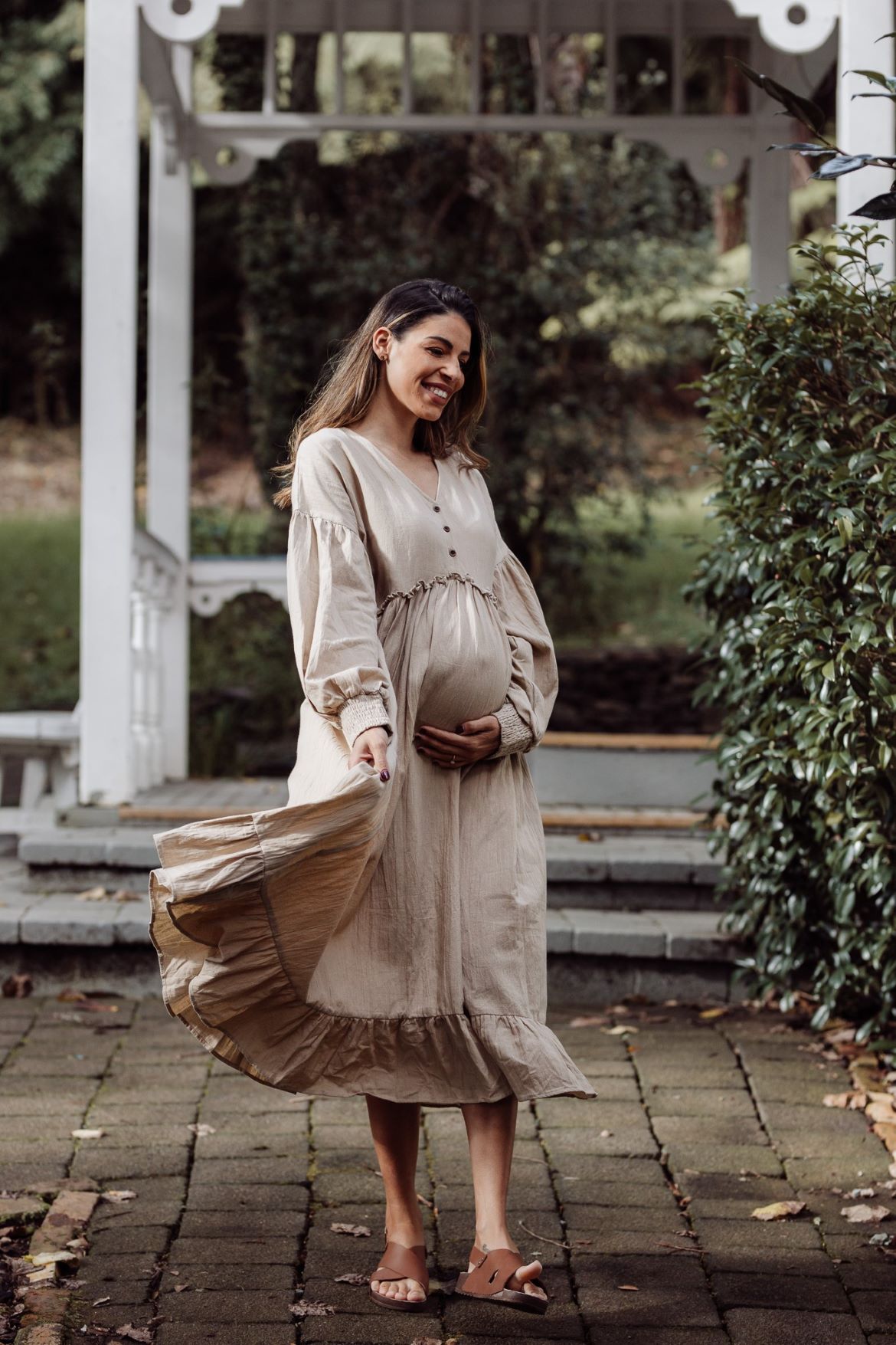 How to Dress Cute & Stylish While Pregnant